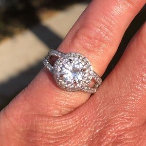 Stunning Silver Wedding Ring Size 6